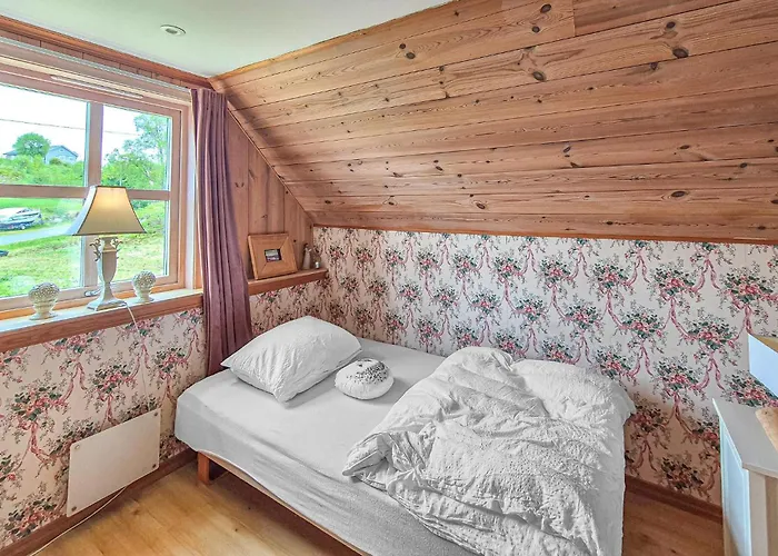 In With House Sea View Feriehus Manger